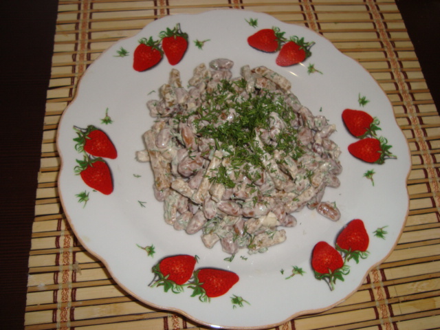 Салат из фасоли
