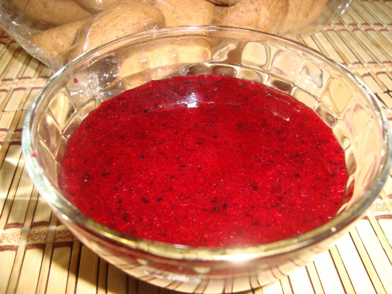 Черная смородина, протертая с сахаром