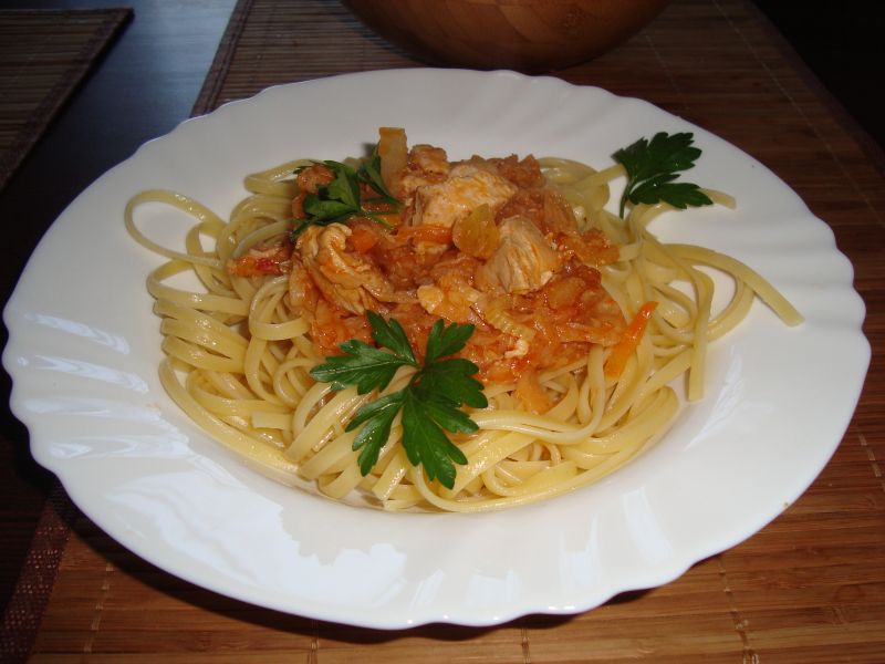 Куриная грудка с овощами