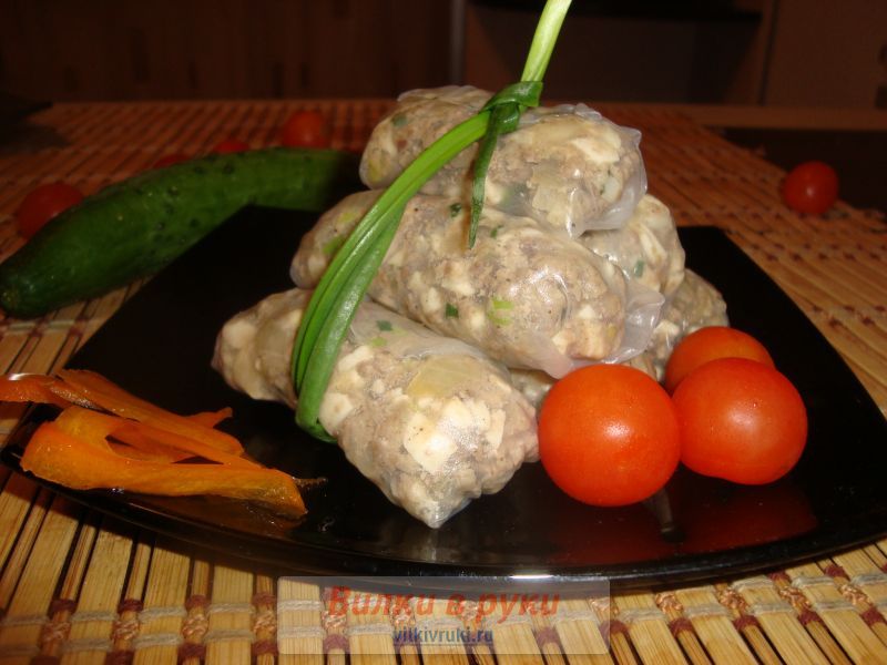 Блинчики в рисовой бумаге с печенкой
