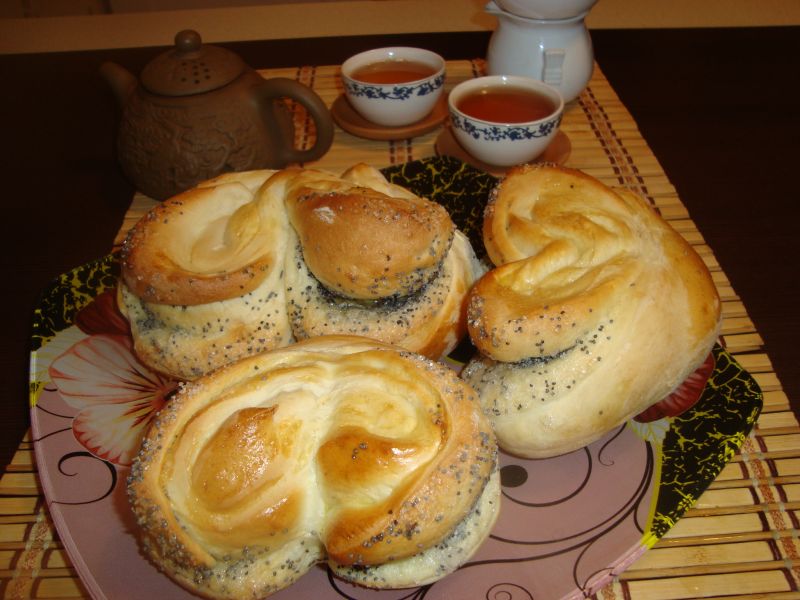Плюшки с маком
