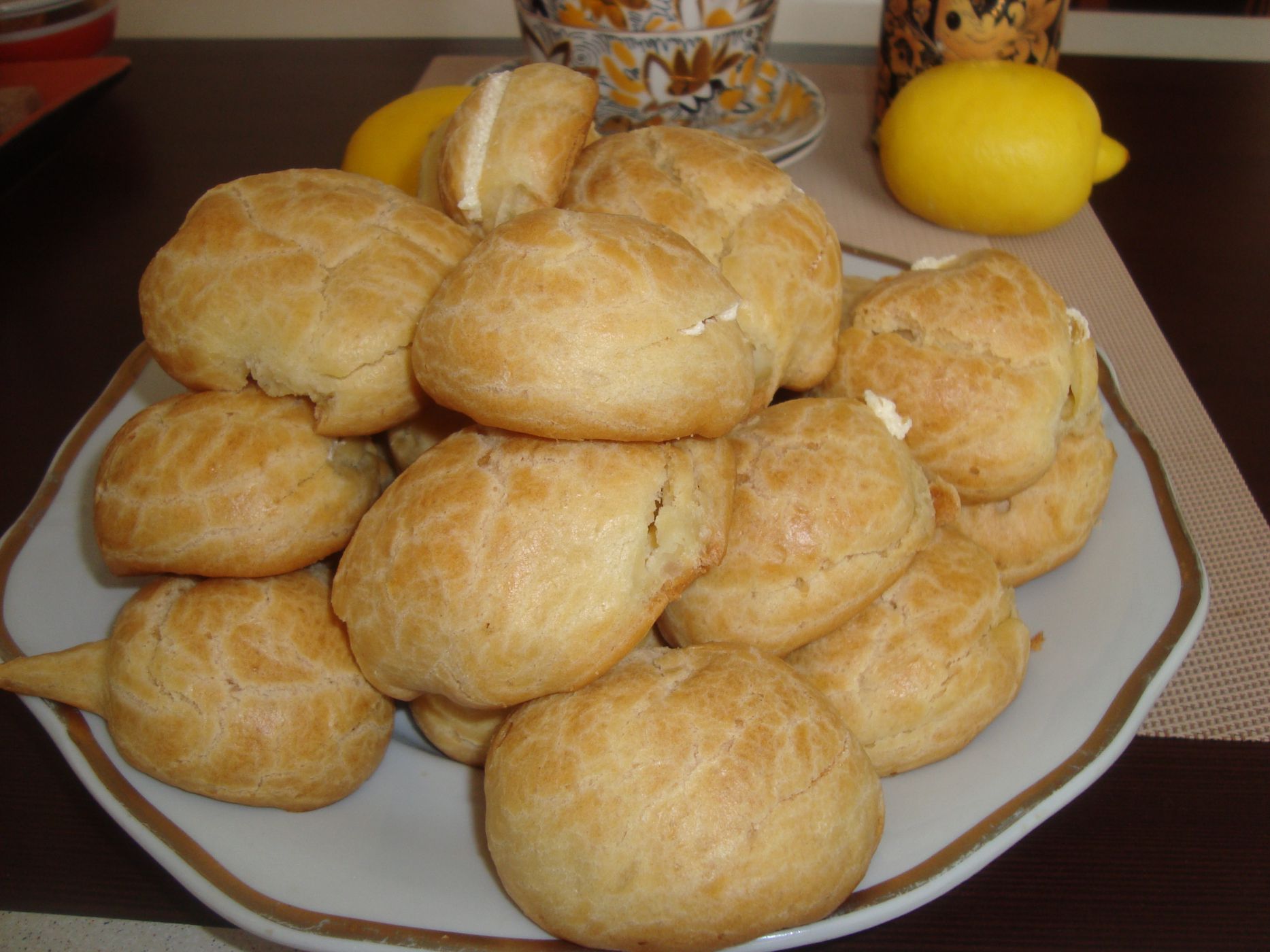 Заварное пирожное