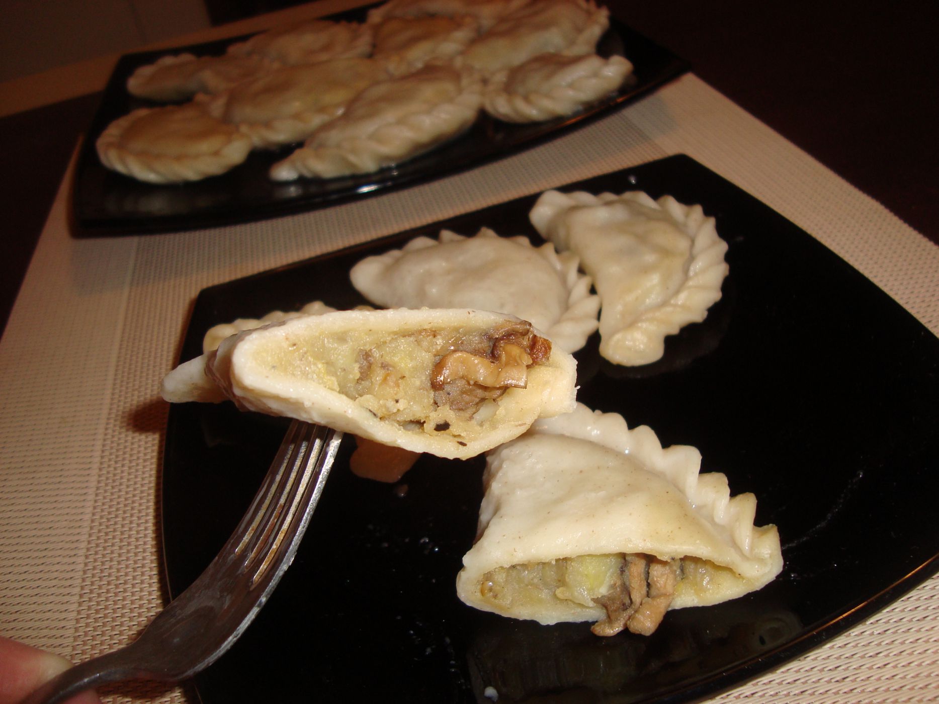 Вареники крестьянские постные с лесными грибами