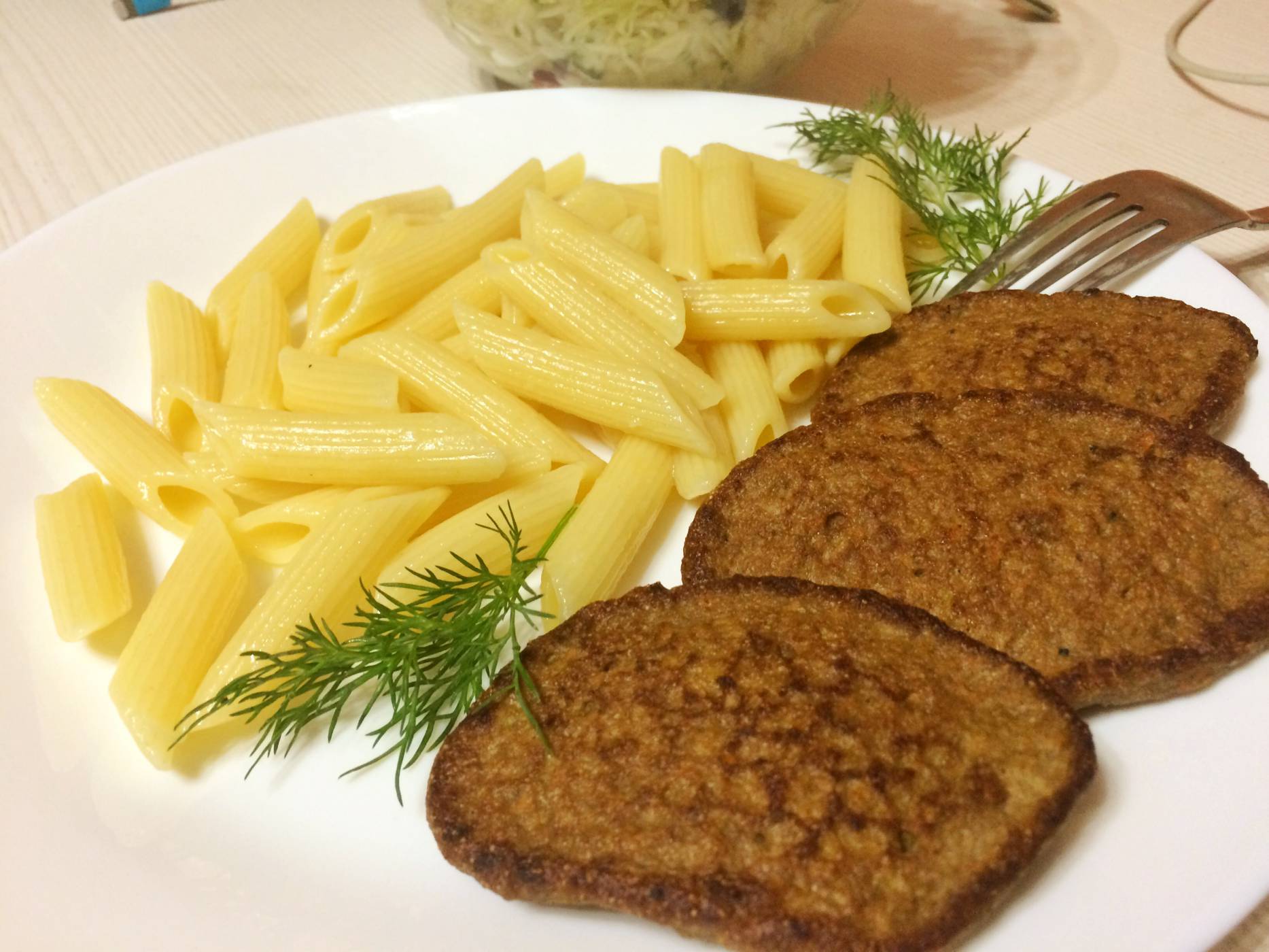 Котлетки из куриной печени с овощами