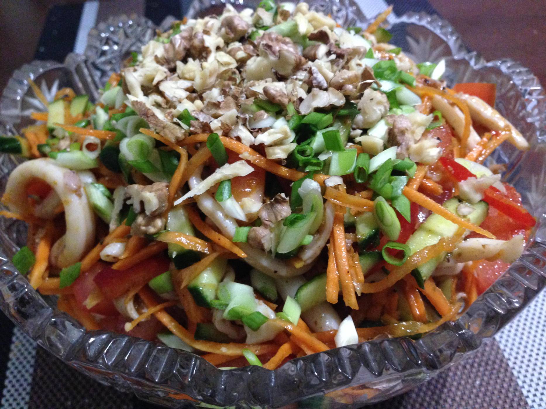 Салат с кальмарами и морковью по-корейски
