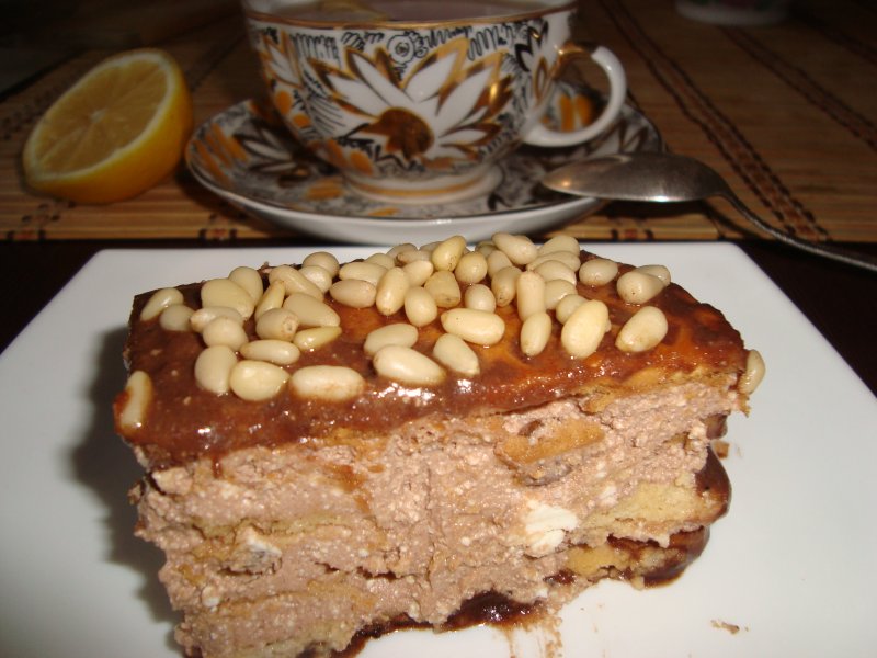Торт из печенья с творожной начинкой