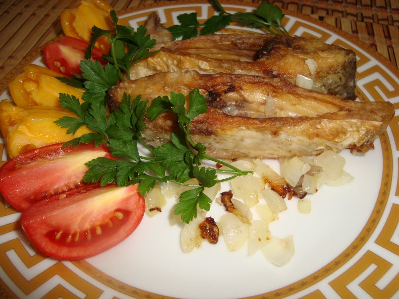 Лещ жареный
