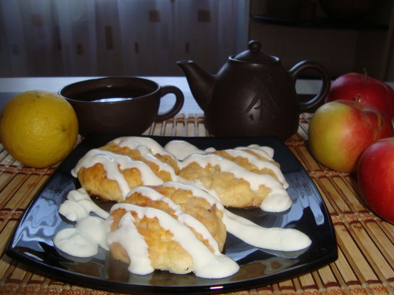 Сырники с яблоком в духовке