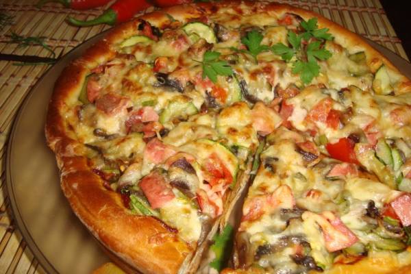 Итальянская пицца с цуккини