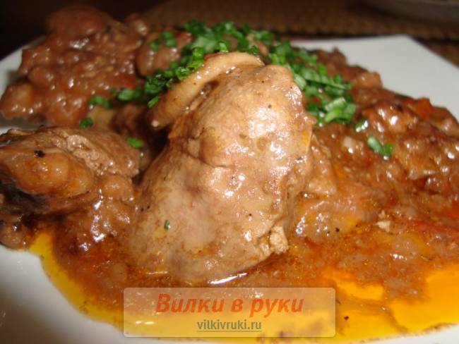 Куриная печень с шампиньонами по-французски